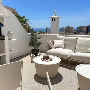 elegant-2-bedroom-apartment-with-beautiful-views.es-andalucia.com/
